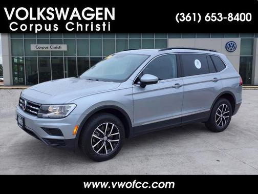 Photo 1 of 30 of 2021 Volkswagen Tiguan 2.0T SE