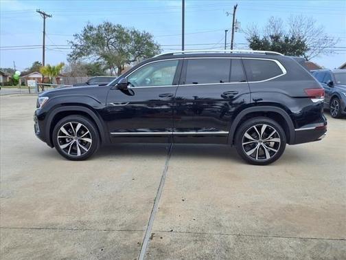 2025 Volkswagen Atlas 2.0T SEL Premium R-Line