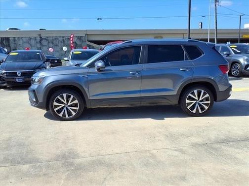 2024 Volkswagen Taos 1.5T SE