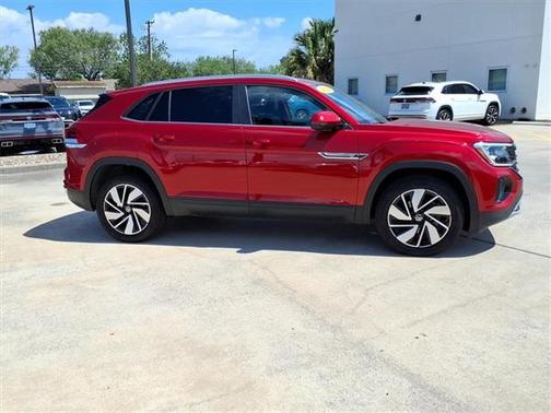 2024 Volkswagen Atlas Cross Sport 2.0T SE w/Technology