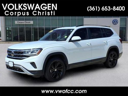 Pure White 2022 Volkswagen Atlas 2.0T SE w/Technology