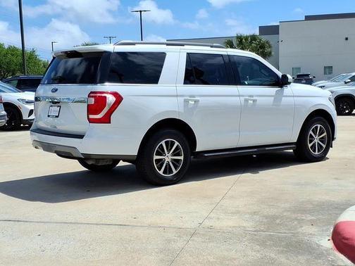 Oxford White 2021 Ford Expedition XLT