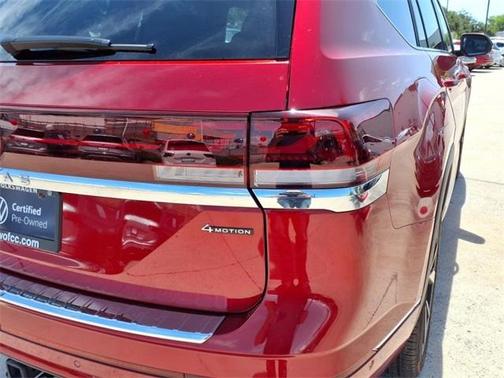 2024 Volkswagen Atlas 2.0T SEL Premium R-Line