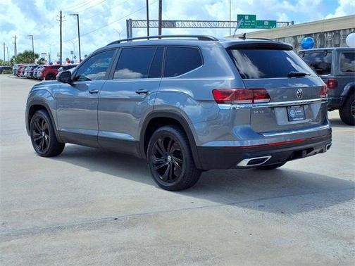 2022 Volkswagen Atlas 3.6L SE w/Technology