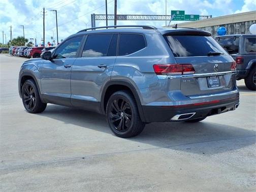 2022 Volkswagen Atlas 3.6L SE w/Technology