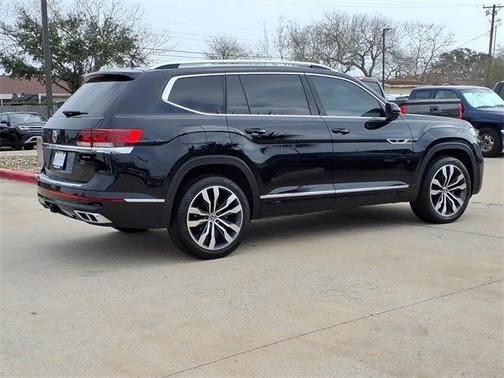 2023 Volkswagen Atlas 3.6L SEL Premium R-Line