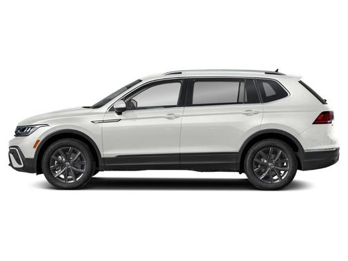 Pyrite Silver Metallic 2023 Volkswagen Tiguan 2.0T SE