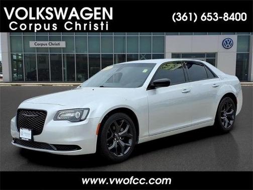 2023 Chrysler 300 Touring