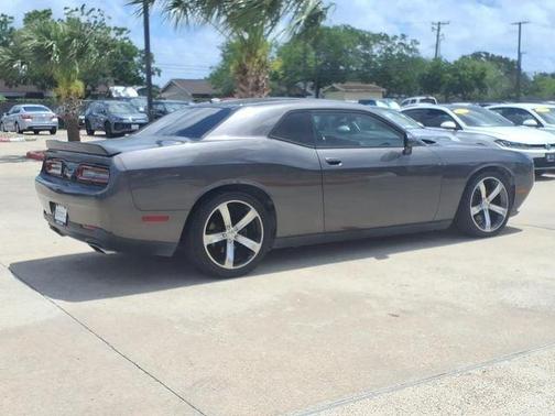 Granite Crystal Clearcoat Metallic 2015 Dodge Challenger R/T Shaker