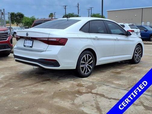 2025 Volkswagen Jetta 1.5T SE