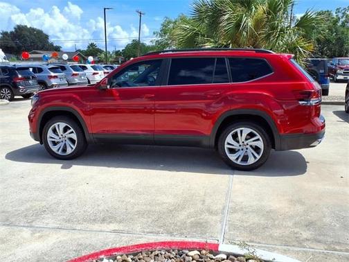 2022 Volkswagen Atlas 3.6L SE w/Technology
