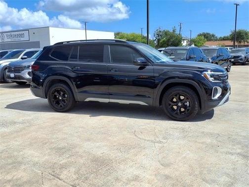 2025 Volkswagen Atlas 2.0T Peak Edition