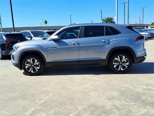 2026 Volkswagen Atlas Cross Sport 2.0T SE