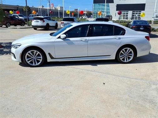 2016 BMW 750 i