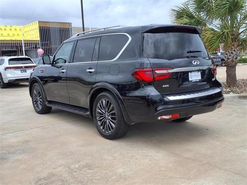 2024 INFINITI QX80 SENSORY