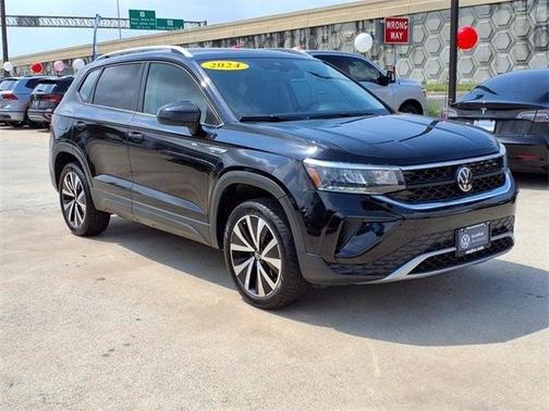 2024 Volkswagen Taos 1.5T SE