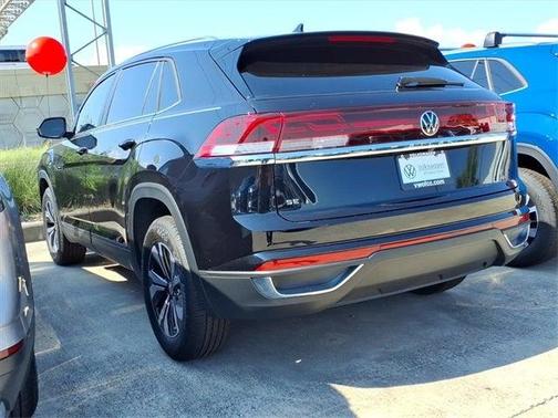 2026 Volkswagen Atlas Cross Sport 2.0T SE