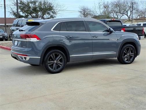 2022 Volkswagen Atlas Cross Sport 3.6L V6 SEL R-Line