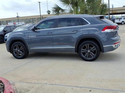 2022 Volkswagen Atlas Cross Sport 3.6L V6 SEL R-Line