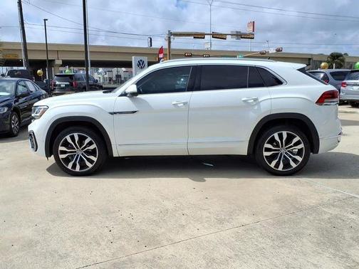 2023 Volkswagen Atlas Cross Sport 3.6L V6 SEL Premium R-Line