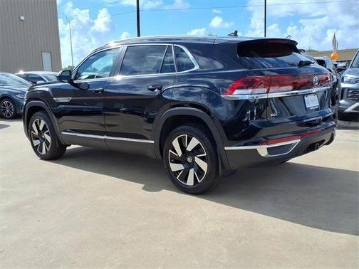 2026 Volkswagen Atlas Cross Sport 2.0T SEL
