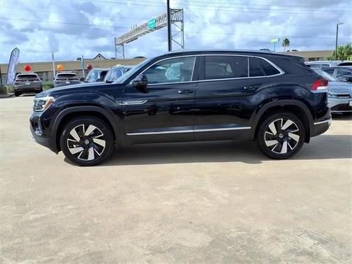 2026 Volkswagen Atlas Cross Sport 2.0T SEL