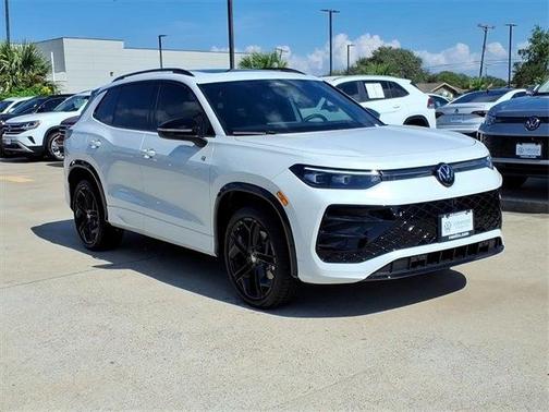 2025 Volkswagen Tiguan 2.0T SE R-Line Black