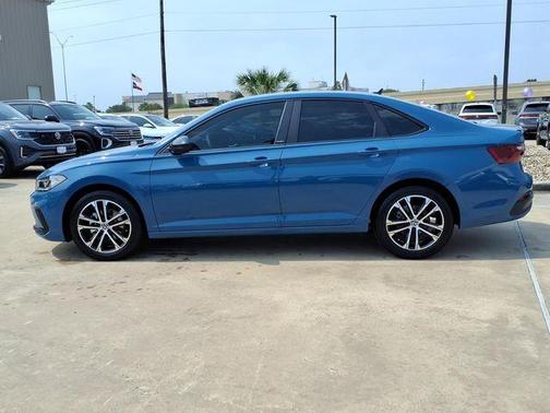 Blue Pearl 2026 Volkswagen Jetta 1.5T Sport