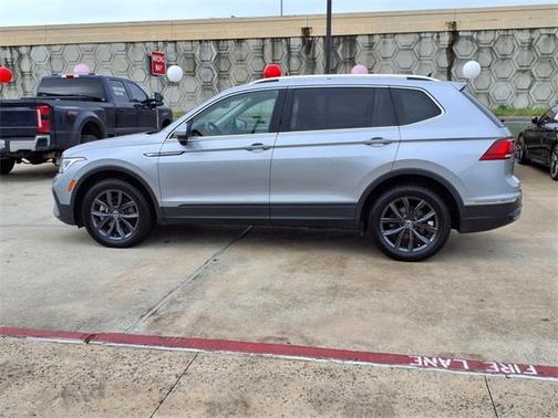 2022 Volkswagen Tiguan 2.0T SE