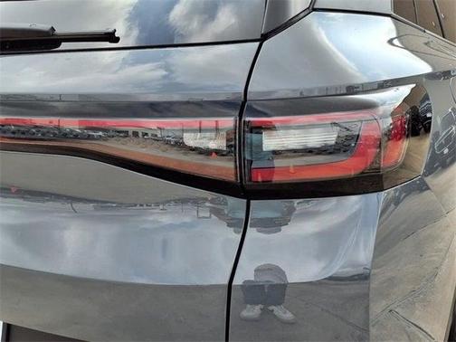 2025 Volkswagen ID.4 Pro