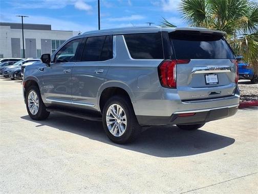 2024 GMC Yukon SLT
