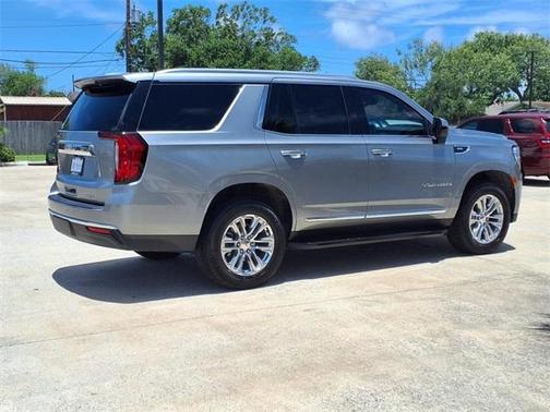 2024 GMC Yukon SLT