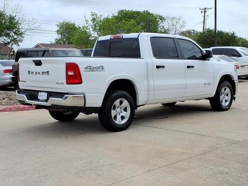 Bright White Clearcoat 2025 RAM 1500 Big Horn/Lone Star