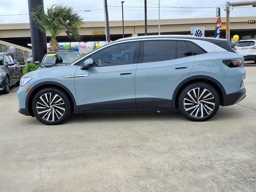 Ice Gray / Black Roof 2023 Volkswagen ID.4 Pro S Plus