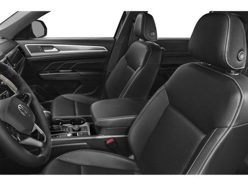 Deep Black Pearl Effect 2022 Volkswagen Atlas Cross Sport 3.6L V6 SEL R-Line
