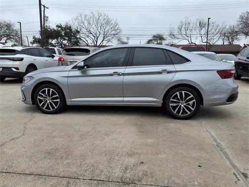 2025 Volkswagen Jetta 1.5T SE