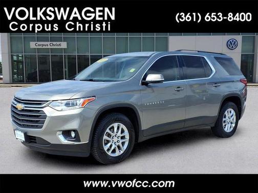 Pepperdust Metallic 2019 Chevrolet Traverse LT Cloth