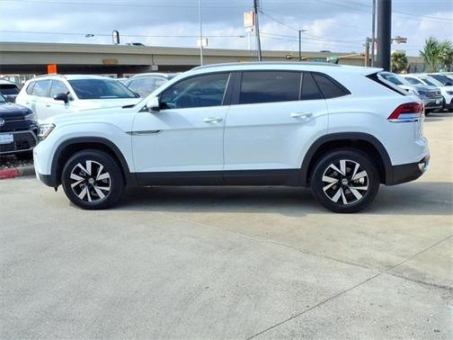 2022 Volkswagen Atlas Cross Sport 2.0T SE