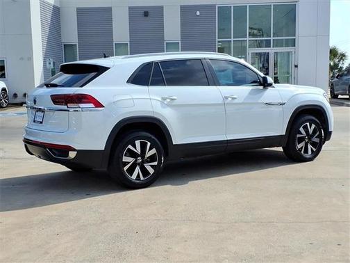 2022 Volkswagen Atlas Cross Sport 2.0T SE