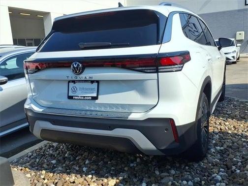 2025 Volkswagen Tiguan 2.0T S