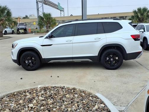 2026 Volkswagen Atlas 2.0T Peak Edition