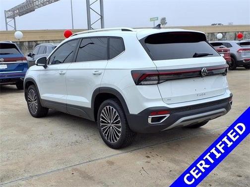 2025 Volkswagen Taos 1.5T SE