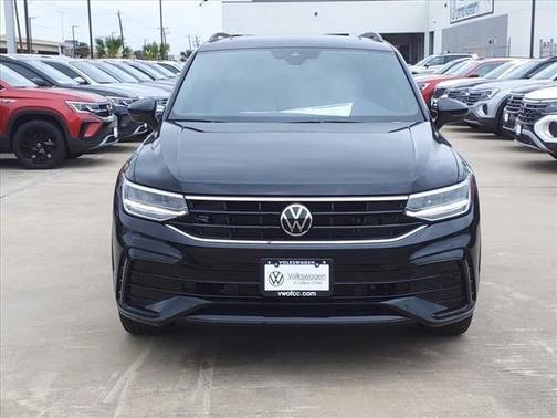 2024 Volkswagen Tiguan 2.0T SE R-Line Black