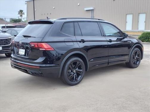 2024 Volkswagen Tiguan 2.0T SE R-Line Black
