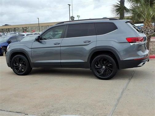 2022 Volkswagen Atlas 3.6L SE w/Technology