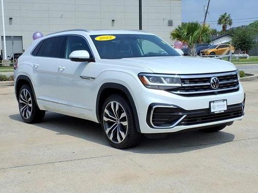 Oryx White Pearl Effect 2022 Volkswagen Atlas Cross Sport 3.6L V6 SEL Premium R-Line