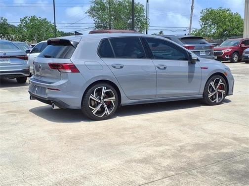 2024 Volkswagen Golf GTI 2.0T SE