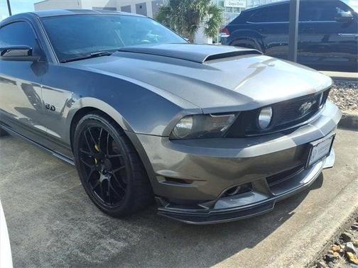 2011 Ford Mustang GT Premium