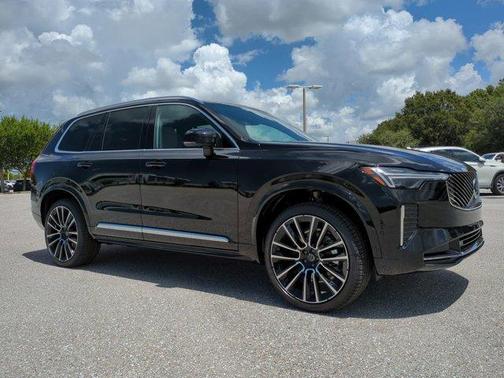 2026 Volvo XC90 B5 Plus 7-Seater