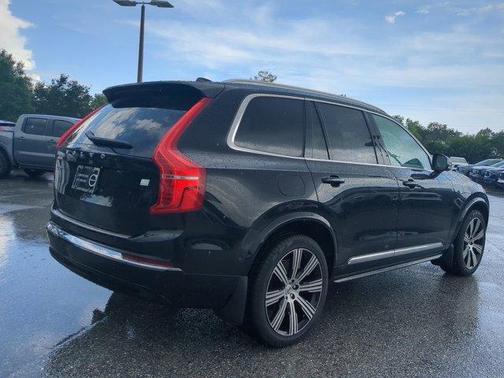 2024 Volvo XC90 Recharge Plug-In Hybrid T8 Plus Bright Theme 7 Passenger